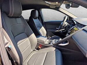 Jaguar  R-Dynamic SE AWD P200 Mild-Hybrid Winter-Paket Meridian